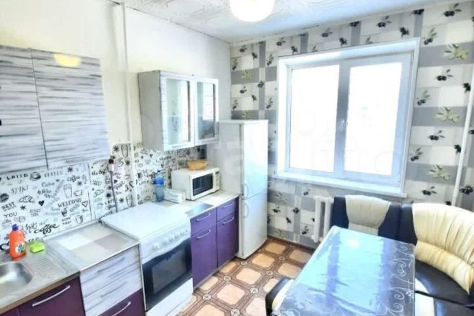 Продаётся 4-комнатная квартира, 77.7 м²