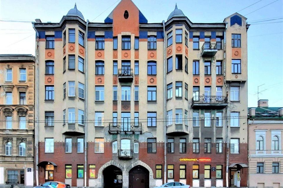 Продаётся 4-комнатная квартира, 104.6 м²