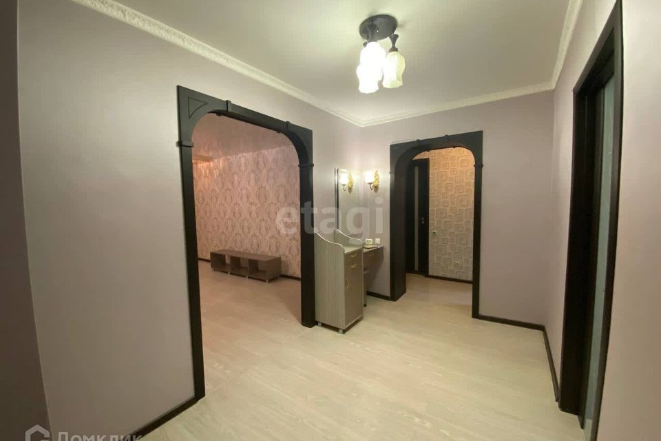 Продаётся 4-комнатная квартира, 76.8 м²