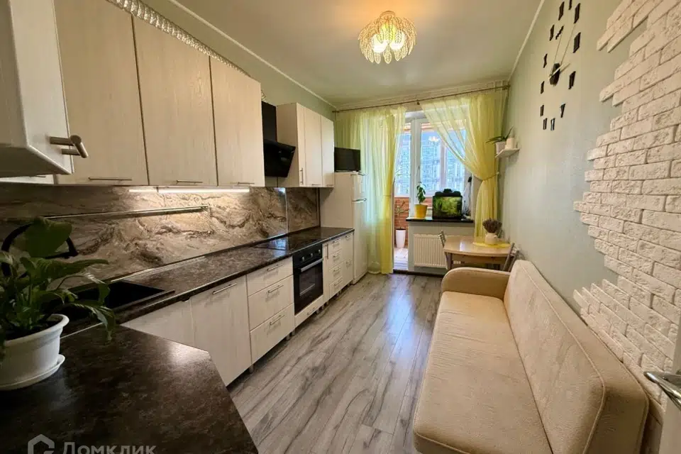 Продаётся 1-комнатная квартира, 37.2 м²