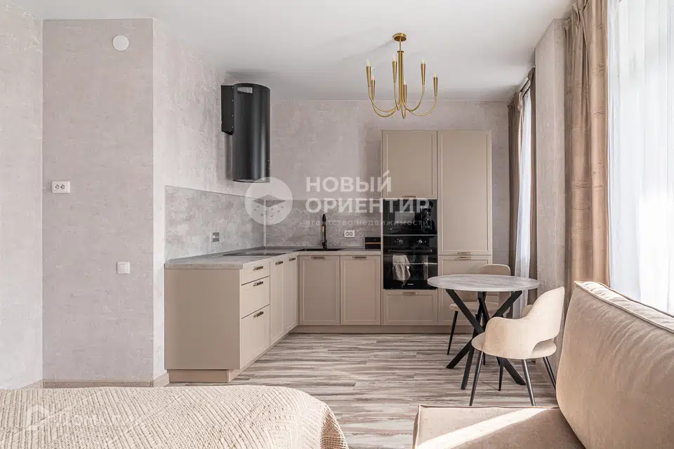 Сдаётся студия, 38 м²
