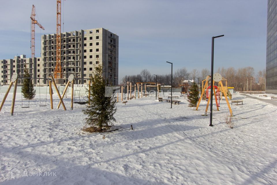 Продаётся 2-комнатная квартира, 55.6 м²