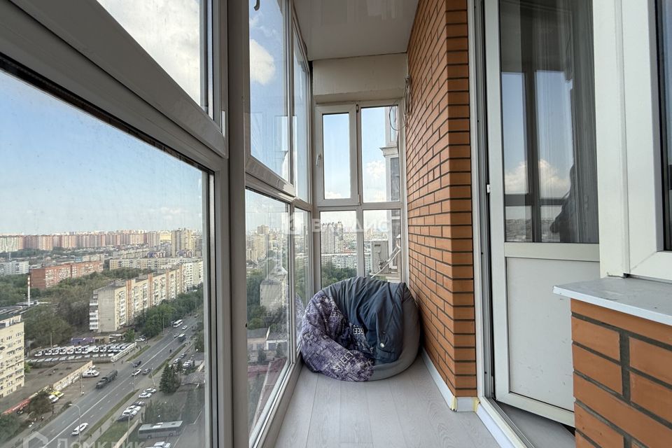 Продаётся 1-комнатная квартира, 38 м²