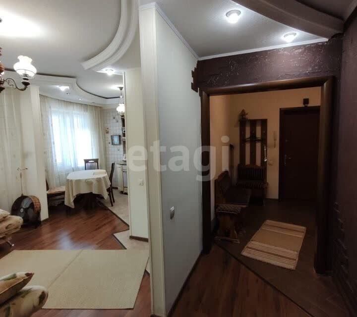 Продаётся 4-комнатная квартира, 73 м²