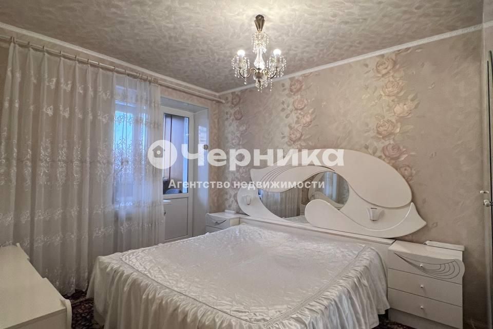Сдаётся 4-комнатная квартира, 74 м²