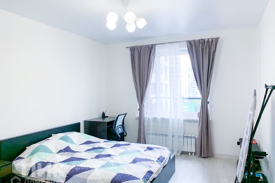 Сдаётся 2-комнатная квартира, 58 м²