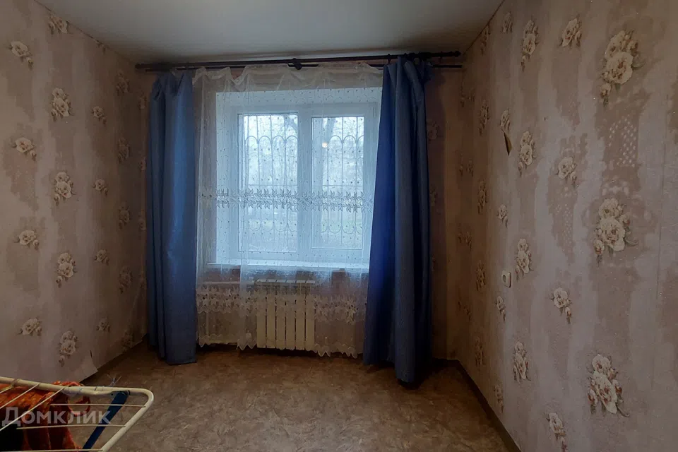 Продаётся 4-комнатная квартира, 77.7 м²