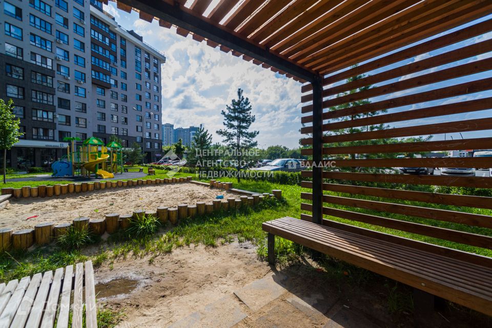 Продаётся 2-комнатная квартира, 56.5 м²