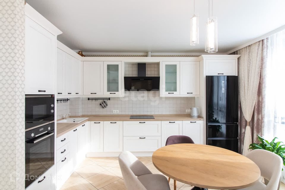 Продаётся 3-комнатная квартира, 75.6 м²