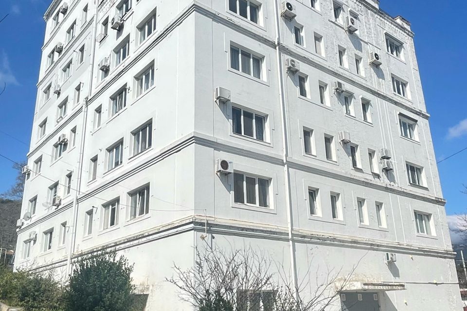 Продаётся 2-комнатная квартира, 110 м²