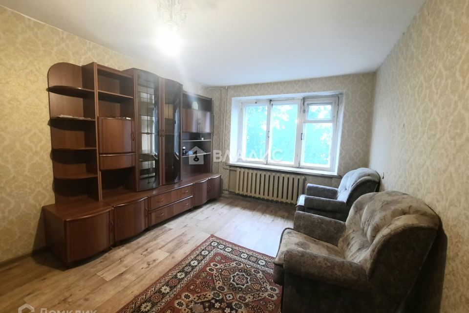 Сдаётся 3-комнатная квартира, 57.2 м²