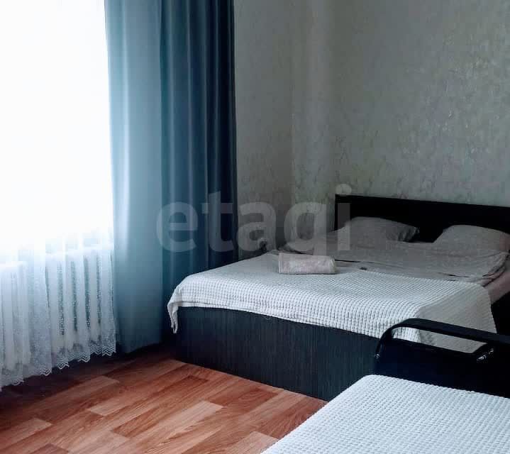 Продаётся 1-комнатная квартира, 42.7 м²