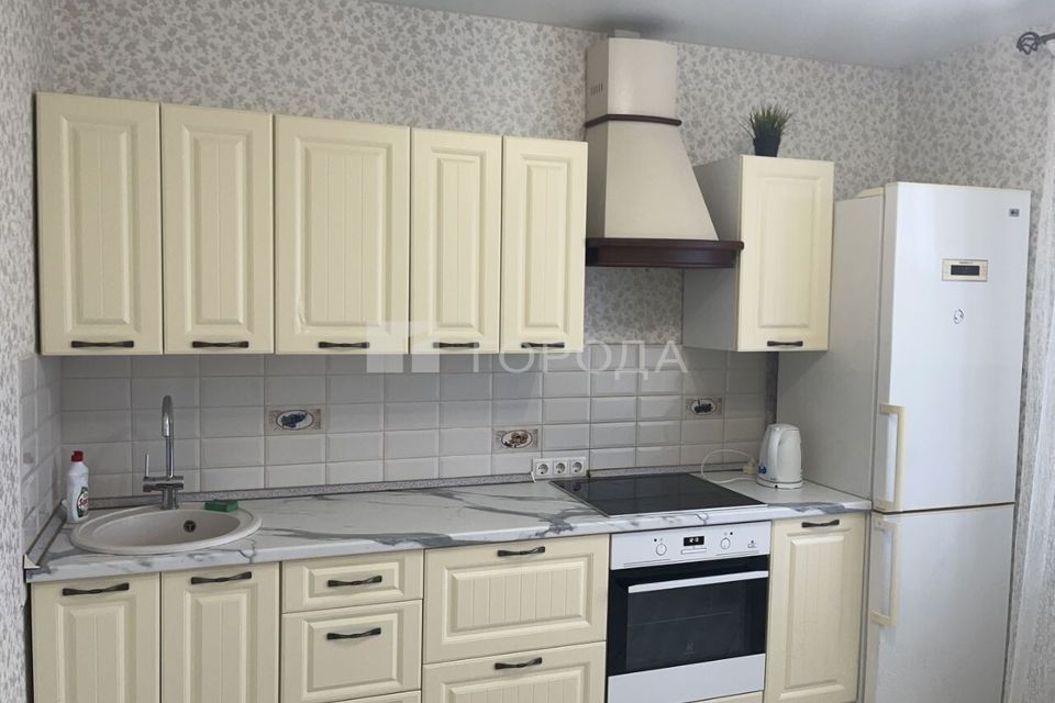 Сдаётся 2-комнатная квартира, 70 м²