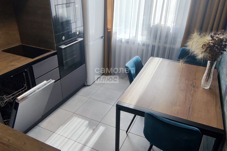 Продаётся 1-комнатная квартира, 38.4 м²