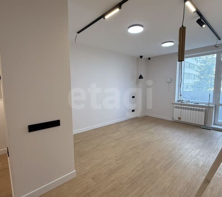 Продаётся 3-комнатная квартира, 61.6 м²