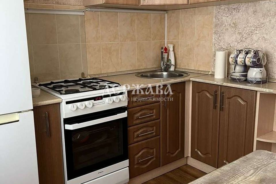 Сдаётся 2-комнатная квартира, 52 м²