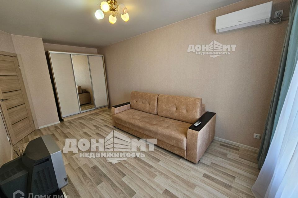 Сдаётся 1-комнатная квартира, 38 м²