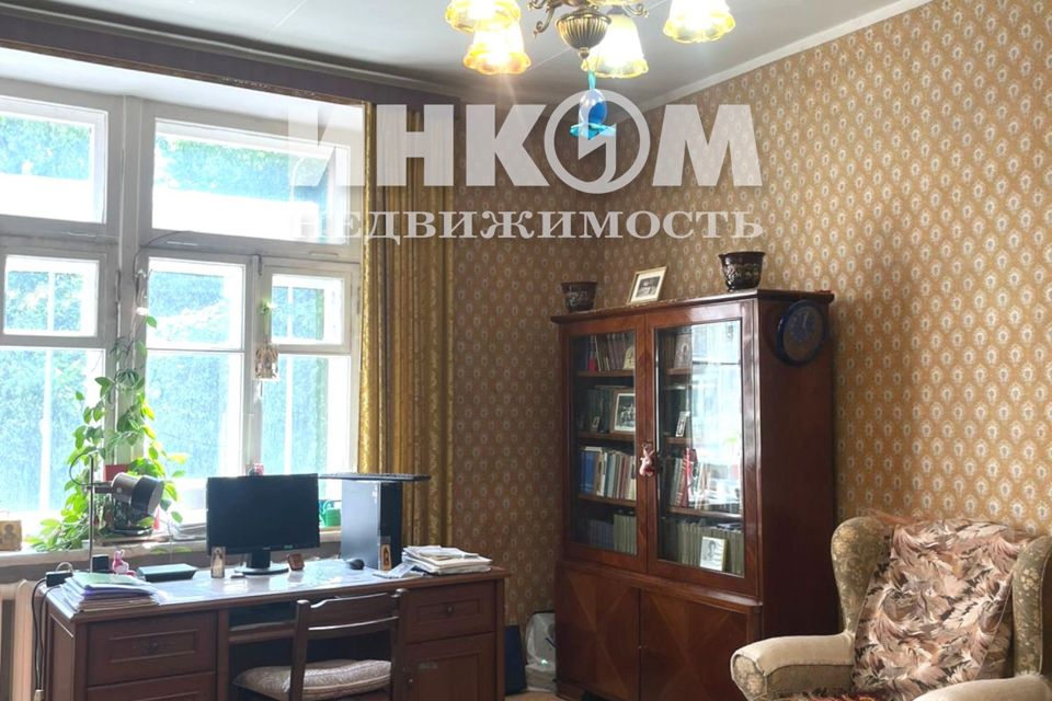 Продаётся 2-комнатная квартира, 67.4 м²