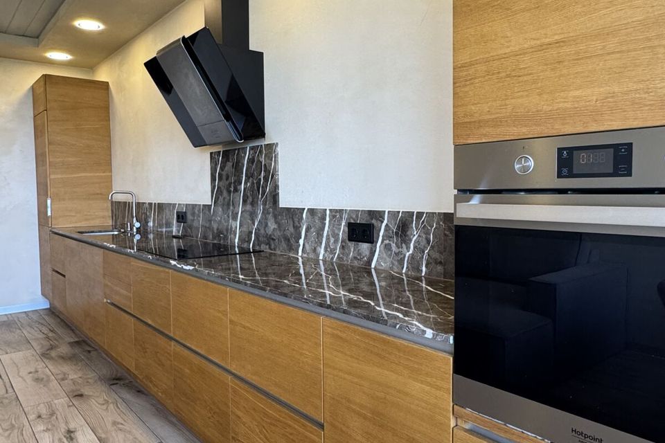 Продаётся 2-комнатная квартира, 92.1 м²