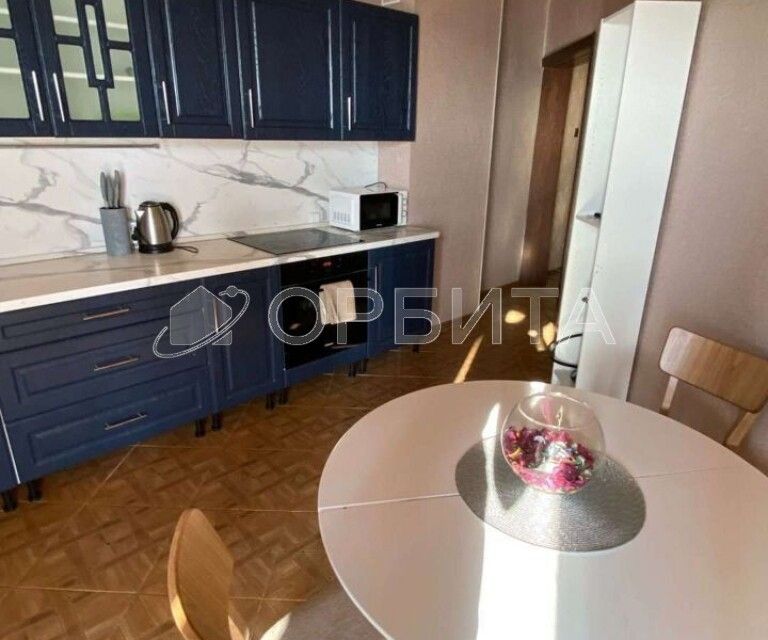 Продаётся 4-комнатная квартира, 92.4 м²