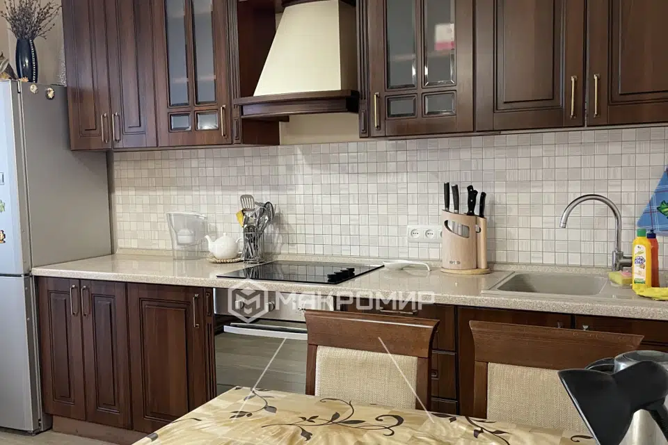 Сдаётся 1-комнатная квартира, 38 м²