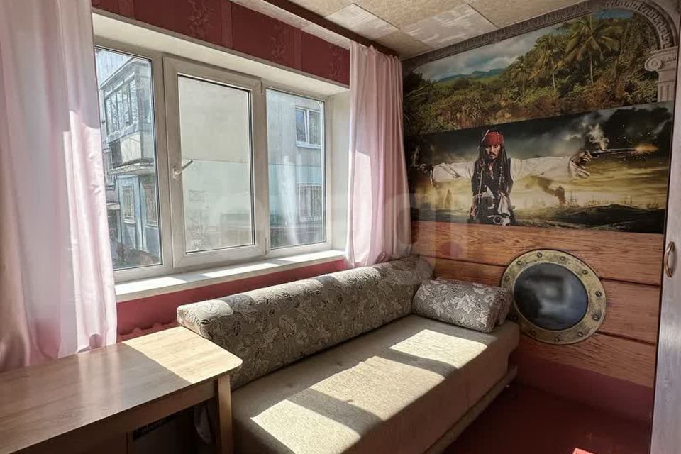 Продаётся 3-комнатная квартира, 47 м²
