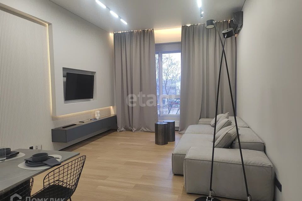 Продаётся 1-комнатная квартира, 65.9 м²