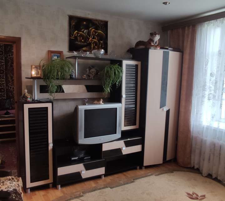 Продаётся 3-комнатная квартира, 57.2 м²