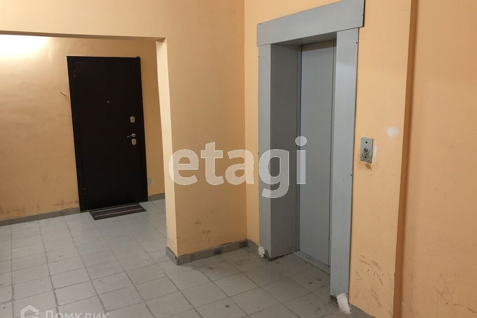 Продаётся 2-комнатная квартира, 65.8 м²