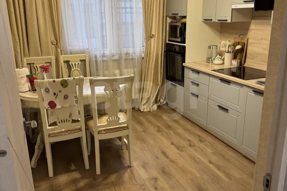 Продаётся 3-комнатная квартира, 74.8 м²