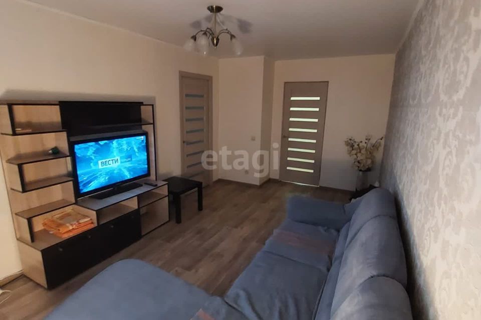 Продаётся 3-комнатная квартира, 49.2 м²