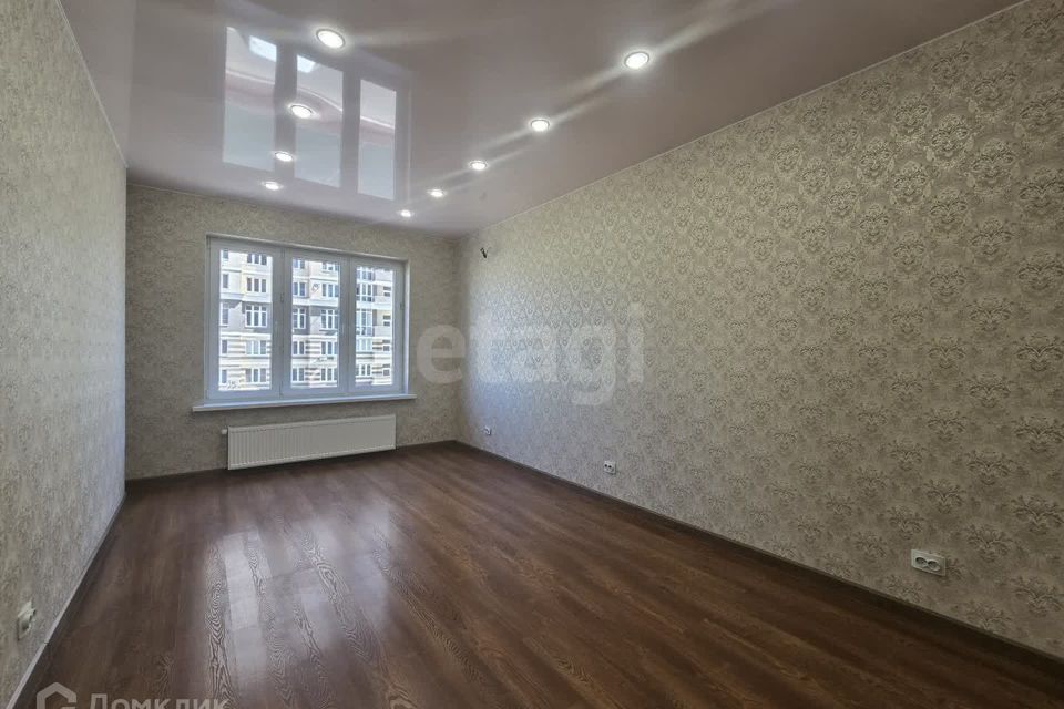 Продаётся 1-комнатная квартира, 37.8 м²