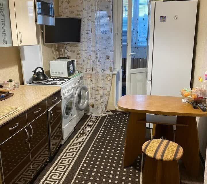 Продаётся 1-комнатная квартира, 37.6 м²