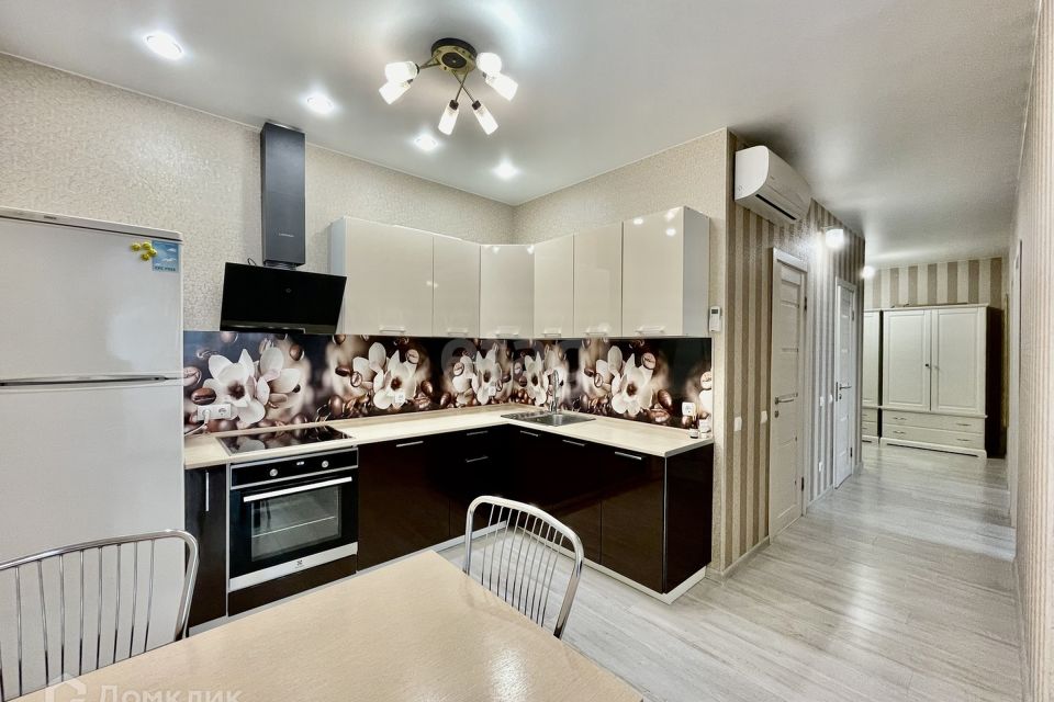 Сдаётся 2-комнатная квартира, 67 м²