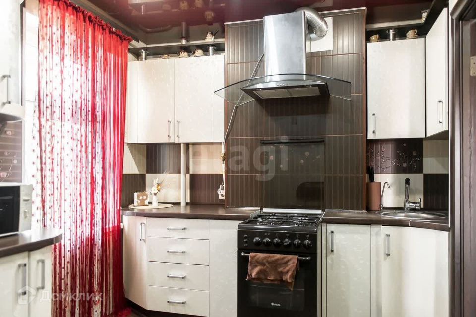 Продаётся 1-комнатная квартира, 39.8 м²
