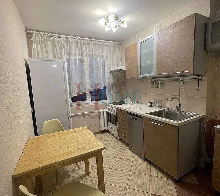 Сдаётся 3-комнатная квартира, 50 м²