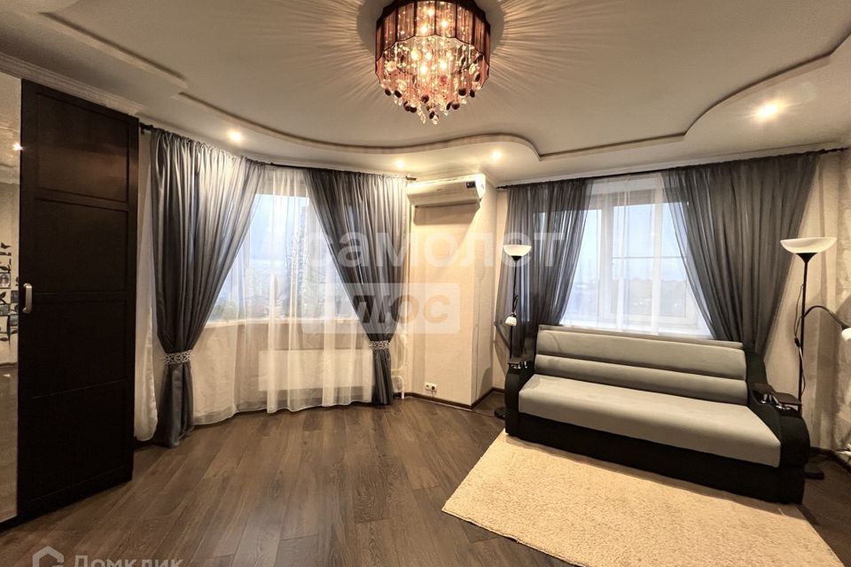 Продаётся 3-комнатная квартира, 100.3 м²