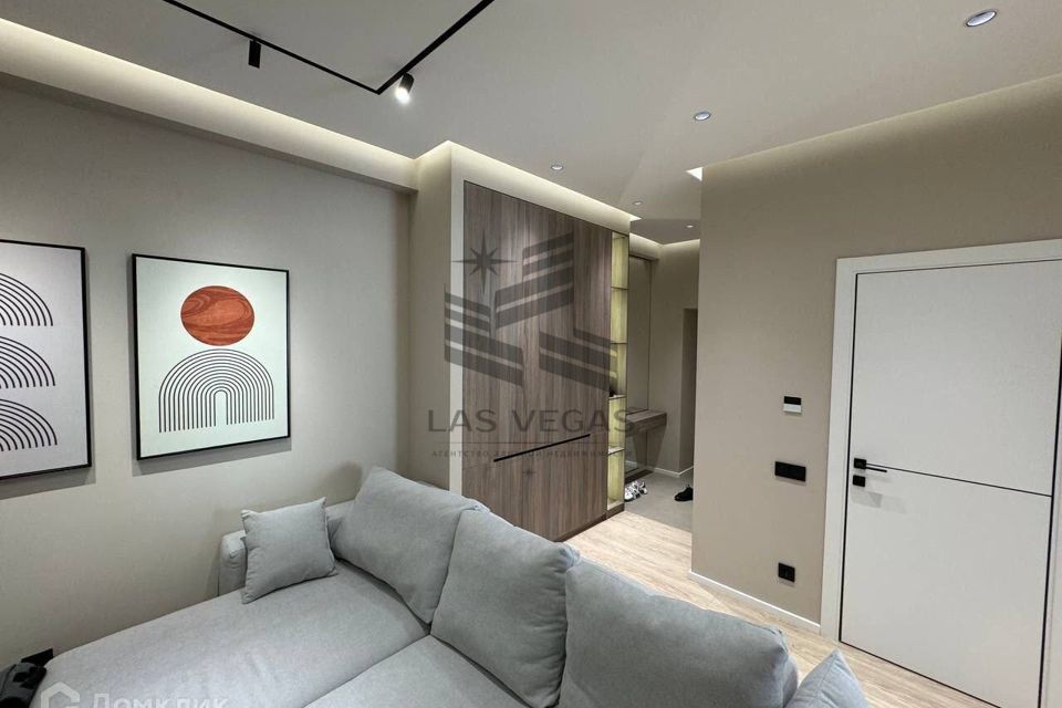 Сдаётся 3-комнатная квартира, 82 м²