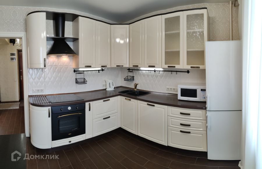 Сдаётся 1-комнатная квартира, 42 м²