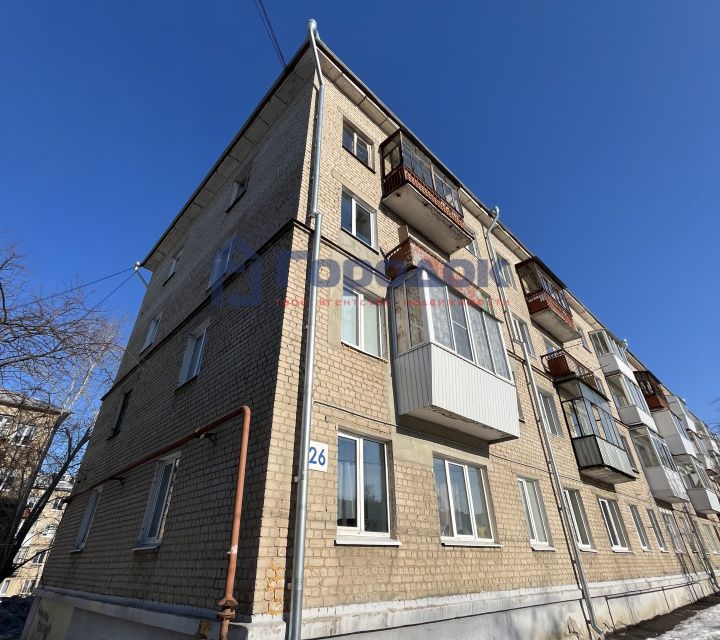 Продаётся 3-комнатная квартира, 53.9 м²