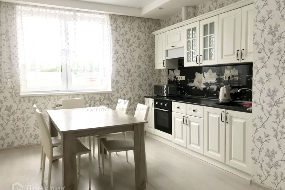 Продаётся 2-комнатная квартира, 66.5 м²