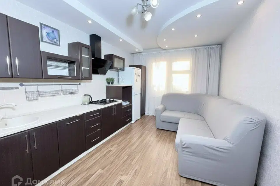 Продаётся 3-комнатная квартира, 75.9 м²