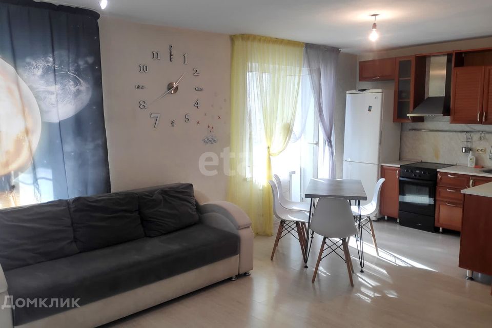 Продаётся 3-комнатная квартира, 81 м²