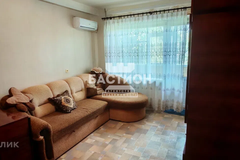 Продаётся 2-комнатная квартира, 42.8 м²