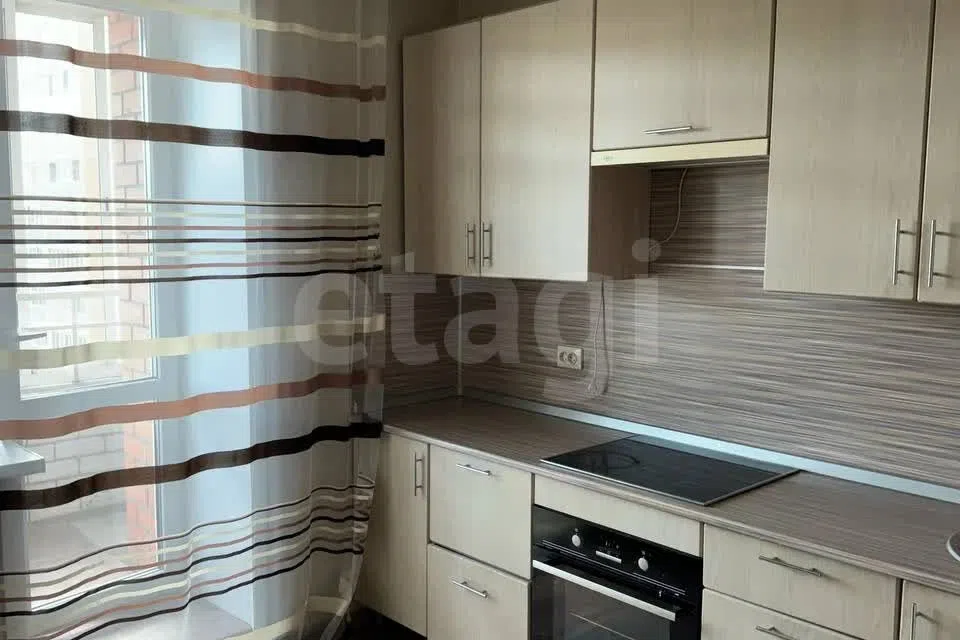 Сдаётся 2-комнатная квартира, 56.8 м²