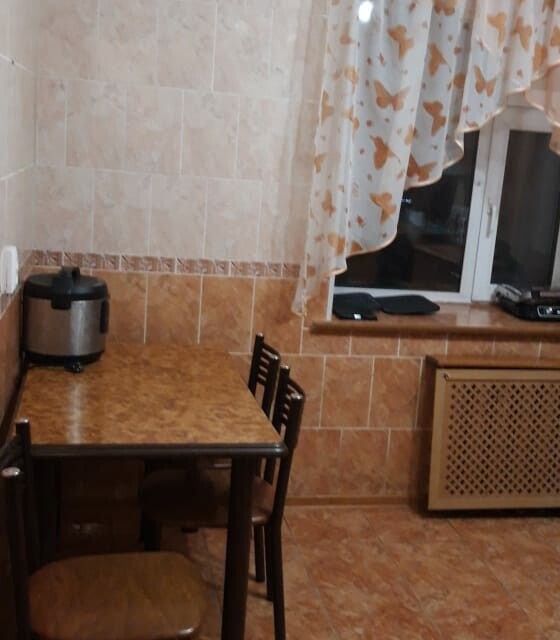 Сдаётся 1-комнатная квартира, 42 м²