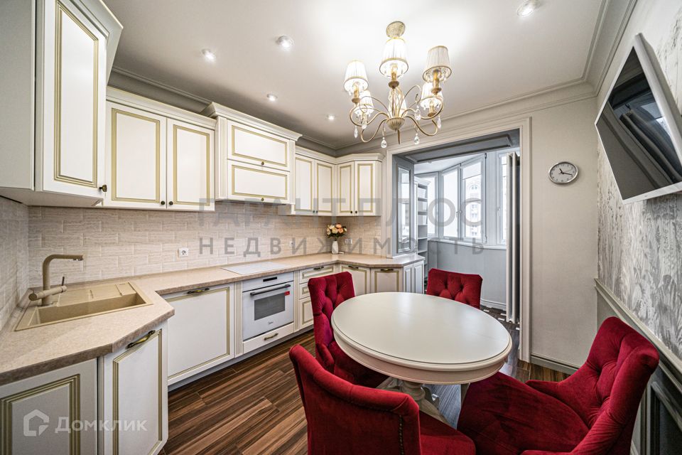 Продаётся 2-комнатная квартира, 75 м²
