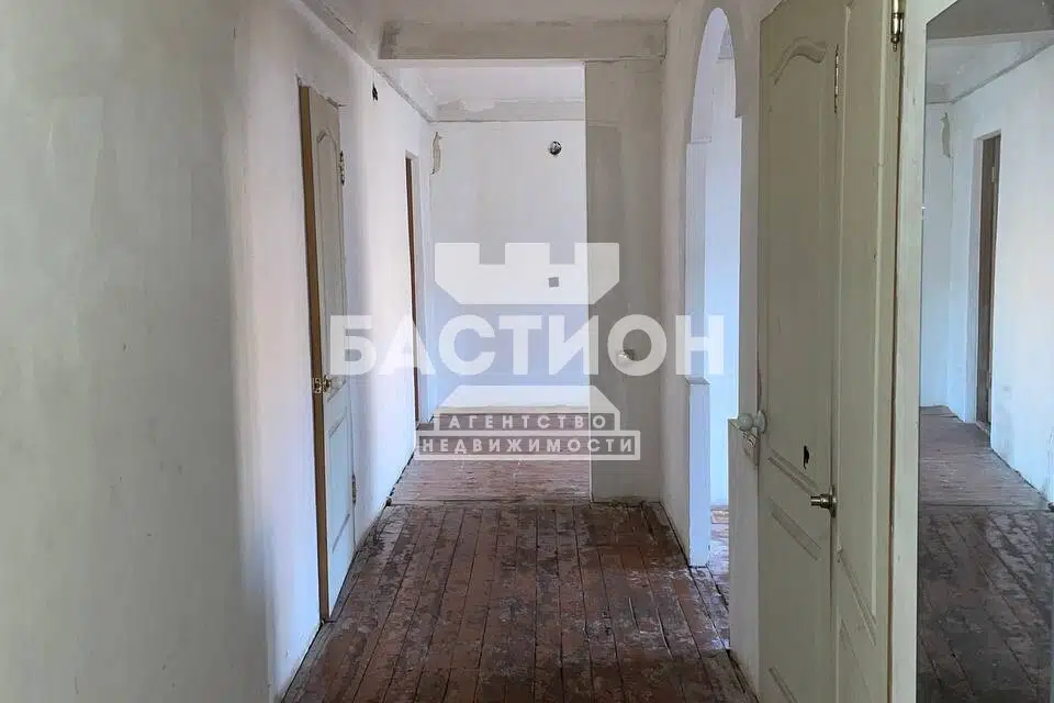 Продаётся 4-комнатная квартира, 66 м²