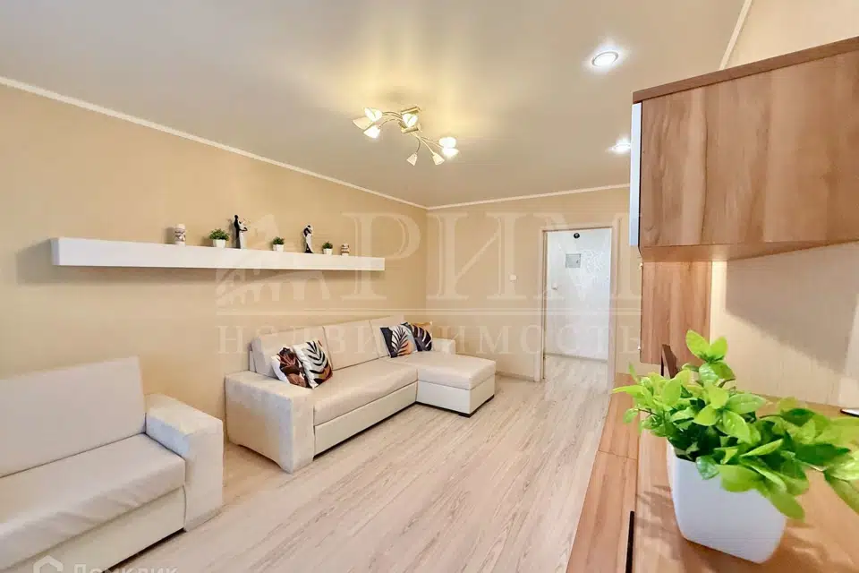 Продаётся 1-комнатная квартира, 44.8 м²