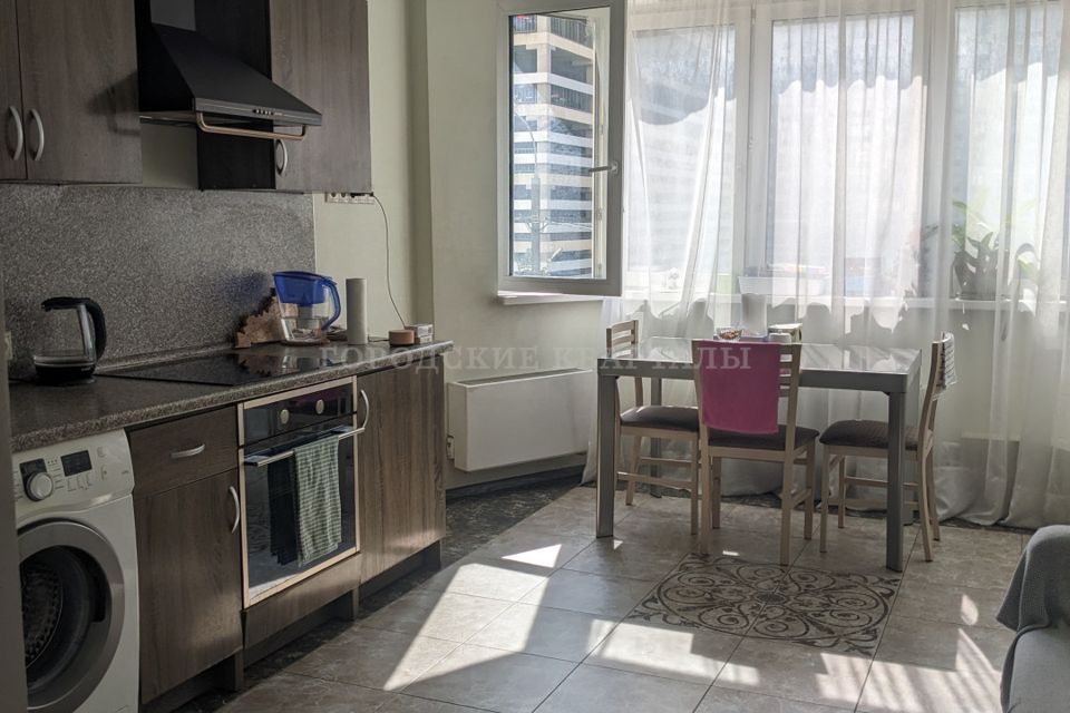 Продаётся 2-комнатная квартира, 59 м²